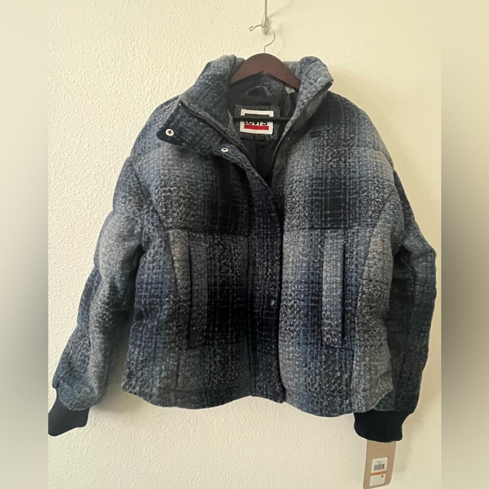 Levi's Women's Blue Plaid Cinch Waist Puffer Jacket - Picture 14 of 15